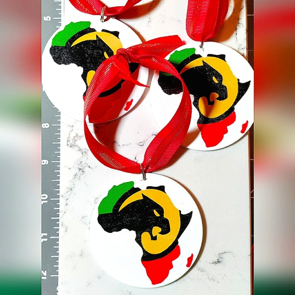 *HAPPY HOLIDAYS* 3 Black Panther Ornaments/Bag Tags/Keychains! Hand-painted Wood - Picture 6 of 6